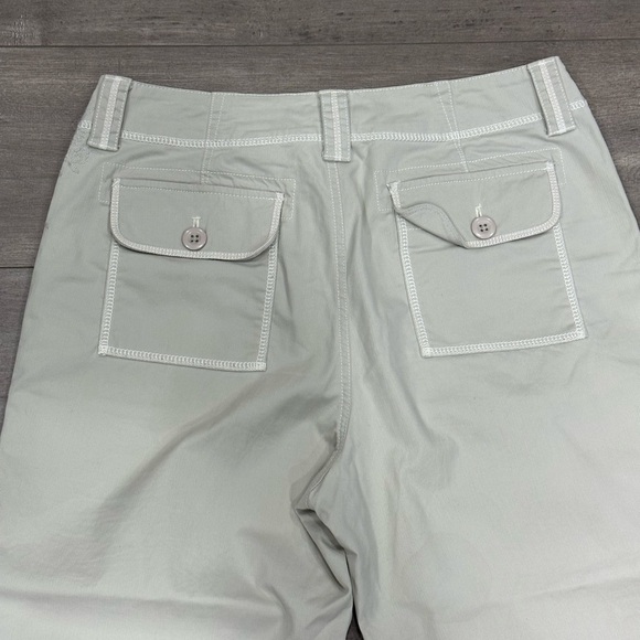 Women's Eddie Bauer 10 Medium Capri Pants Chino Khakis Twill Stretch Cream NWOT - Picture 6 of 11